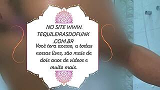 Debora Fantine Shaves in Shower