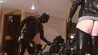 Roxina In Rubber And Latex XXL