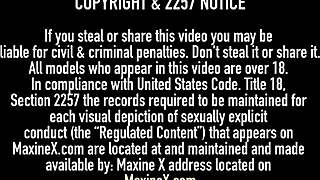 Pervy asian Maxine X vibrates Siren Thorns' clit while riding the dildo 😈