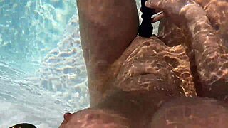 Pov milf in jacuzzi as pip shows behind the scenes