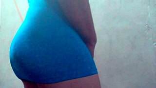 Super Sexy Escort Shemale Wants To Show Her Body!