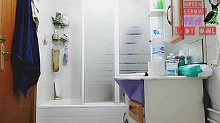 Uh, just me takin’ a steamy shower, ya know, feelin’ all relaxed.