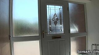 Unfaithful UK Lady Sonia Flaunts Her Huge Tits