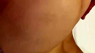 mi novia tiene el mejor culo de todos la despierto follandola sin condon