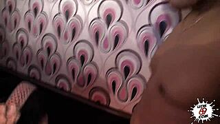 el cura se va de putas on the street