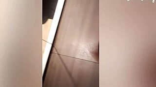 guy jerks off alone in motel room