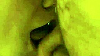 This teen wife gets fucked hardcore in the hotel room and takes a cumshot 😏