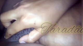 minha preta pedindo rola no cuzinho e gozando