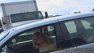 Blonde Bitch Liv From Memthis Goes Black?