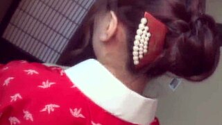 Sophisticated asian beauty offers intimate licking in sensual setting