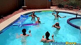 Hey twinkler, vahşi kondomsuz orji için hazır mısınız?