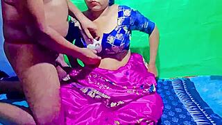 Naughty bhabhi in a hot Indian sari gets close with her devar