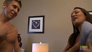 Kinky Chick Gets Extra Cardio From Trainer