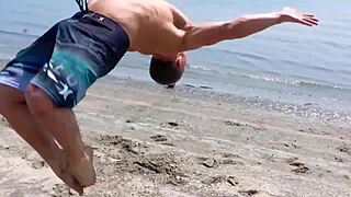 DEAN LANE BAREBACKS SEAN CODY!