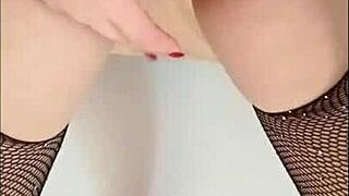 Wow, sexy teen rides to wet pussy orgasm!