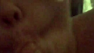 Honeysuckle eagerly sucks amateur cock in homemade scene