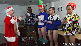 i crave that big ass anal cum inside me during this gay holiday