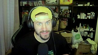 I Can't Defeat Slug Girl in Monster Quest! How Is This Possible?