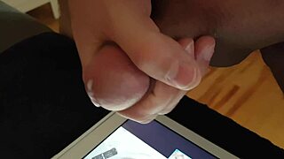 EXTREME Amateur cock strokes and sperma tribute