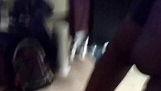 Doggystyle kyykyssä iso persäinen espanjalainen lutka 😈