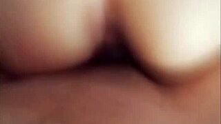 Passionate sex is enjoyed by amateur couple from Ecuador
