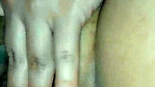 i was using my first toy in the usa, a latina with a big ass masturbating and coming hard while playing with it.