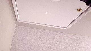 I-I cheated on my girlfriend with a blonde pussy, oh no