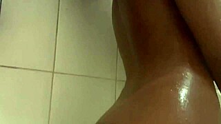 Holy Smokes! Kiara Hot Takes a Sensual Shower in Homemade Latina Clip. Dancing Under Water!