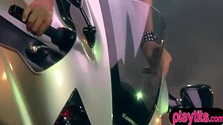 Newcomer photomodel chicks have a work session.