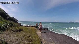 i'm on the trail with pernocas, showin my big titz