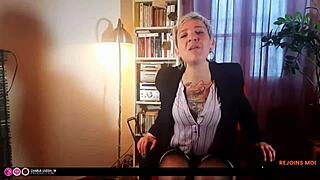 Enjoy a French mature ovary fucked anally and pull your cock at her climax