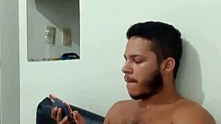 Pauzudo shows his gay sex and blowjob skills