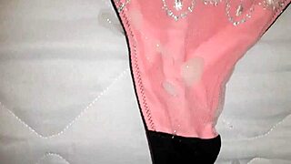 gran corrida en la tanga de mi amiga 💦