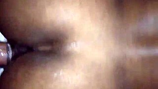 Oiled up girlfriend receives a Valentine’s special
