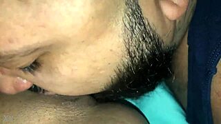 Latina sevgilimin amcığını yalayıp gece kaçmak