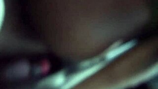 look at that big ass in the car