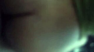 look at that big ass in the car