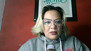 Erotická černá delikatesa těhotná nadržená z insta lolahistoria