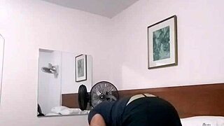 Jebeš latinsku pastorku posle škole, ona prska