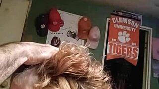 How does fucking a slutty mouth feel?