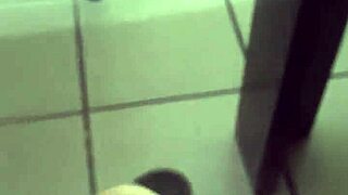 handjob and cum fun 😏