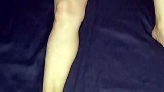 Massagem do meu corninho e siririca bem gostosa