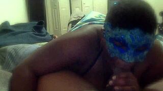 ये XXX होंठ लंड को गले तक चूसना बखूबी जानते हैं