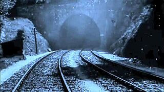 these vintage animations are cool