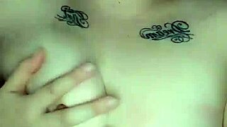 i saw girl masturbating on video call to boyfriend