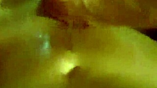 Büyük yarragıma masajda dökülüyorum