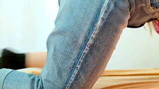 i was cumming through my jeans while my roommate wasn't looking. depravedminx