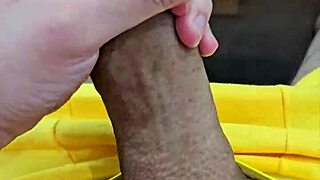 Млади бразилски твインкове соло сесия с съседи