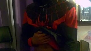 elijah nelson jerks big cock in cosplay