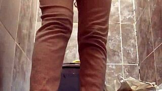 hey, check viral tiktok martiiaciar eating that banana